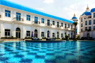 KICAI2_Pool Courtyard_High Res_1414.jpg
