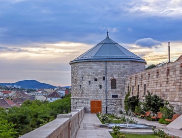 Karakas Pasha Tower - Green Budapest