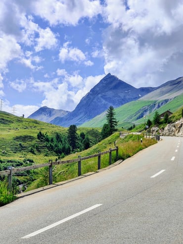 Kempinski Grand Hotel des Bains St.Moritz - Local attraction