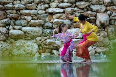 Kids Act Balinese Dance