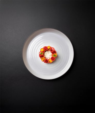 Enjoy delicious food at Das Palais restaurant in Dresden's old town.