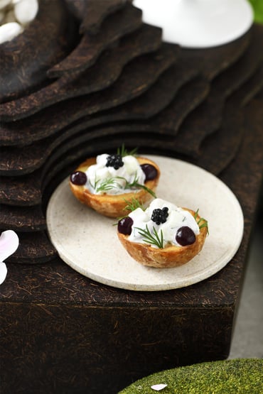 Sindhorn Kempinski Hotel Bangkok - Lobby view