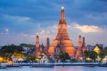 Wat Arun Temple in Bangkok.jpg