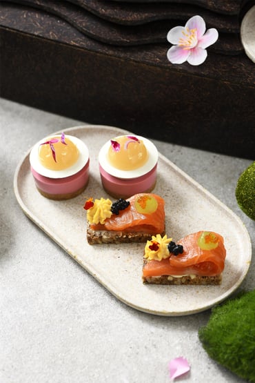 Sindhorn Kempinski Hotel Bangkok - Lobby view