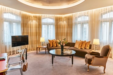 MUC1_Executive Two Bedroom Suite 2_High Res_865.jpg