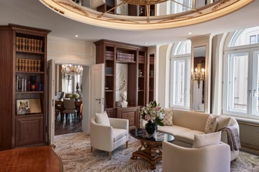 Hotel Vier Jahreszeiten Kempinski Munich_Ludwig Suite.jpg