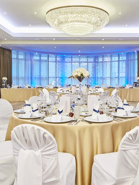 Weddings_BUD_FeaturedDestination_900x1080px.jpg