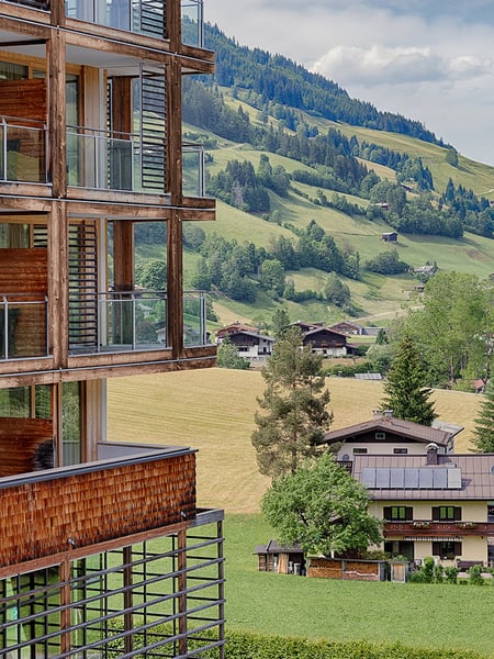 MountainAdventures_INN1_KempinskiKitzbuehel_900x1080px.jpg
