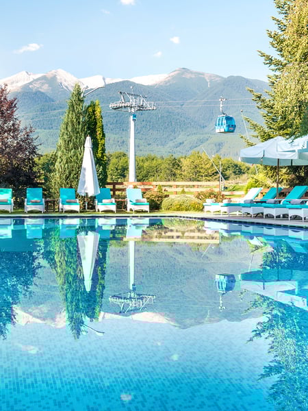 SOF2_Outdoor-swimming-pool-1_High-Res_27779.jpg