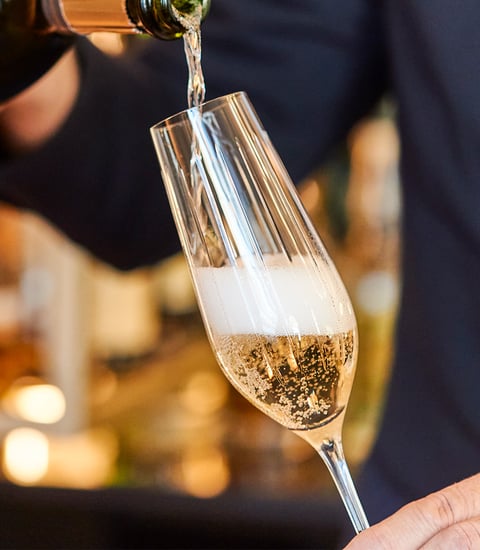 WhiteChampagne_1920x1080px.jpg