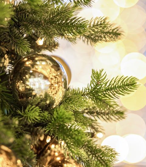 KI_Christmas_Decoration_Gold_1920x1080px.jpg
