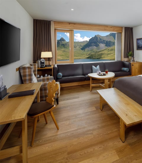 Frutt Lodge - Lake View Double Room