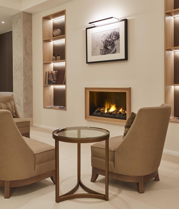 Relax arew with fireplace at the Adlon Pool
