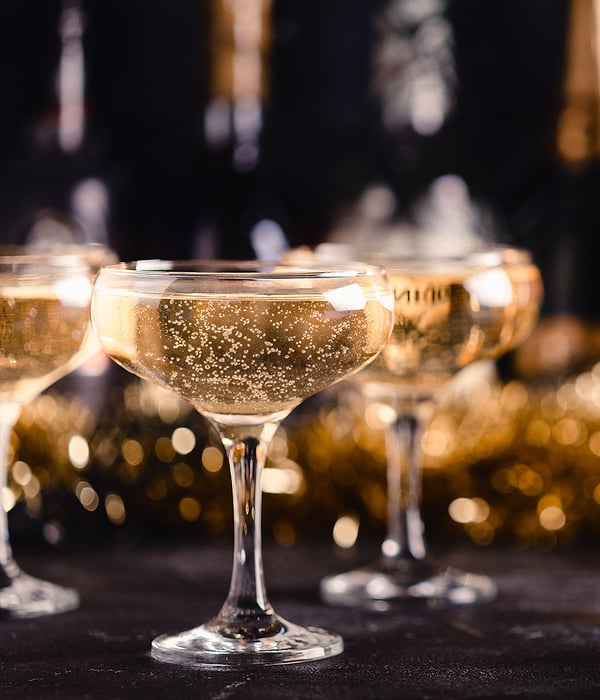 SP_port_2023_Festive_ChampagneCoupes_960x1100px.jpg