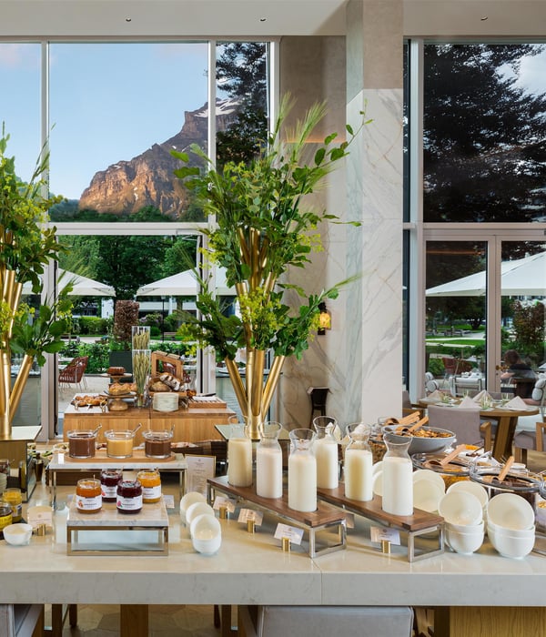 Kempinski Palace Engelberg - Breakfast Area