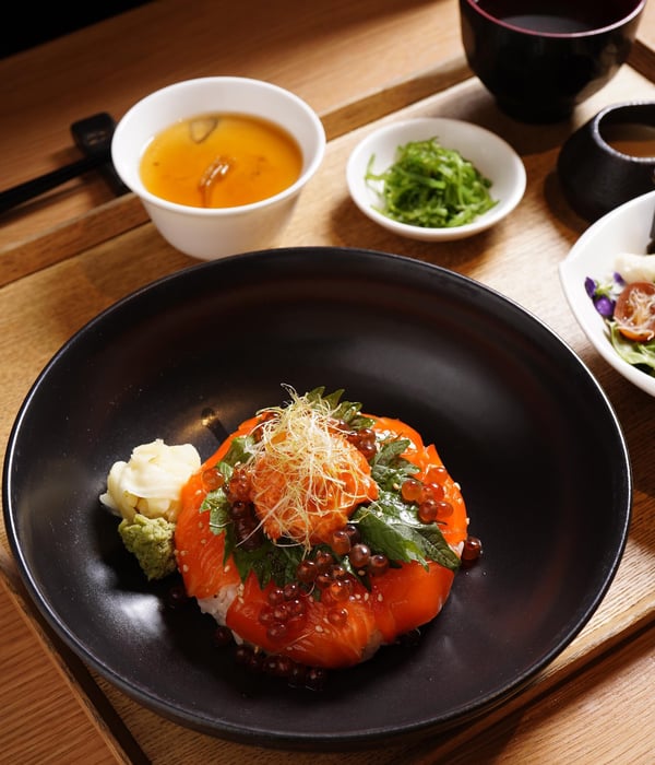 Salmon Oyako Don