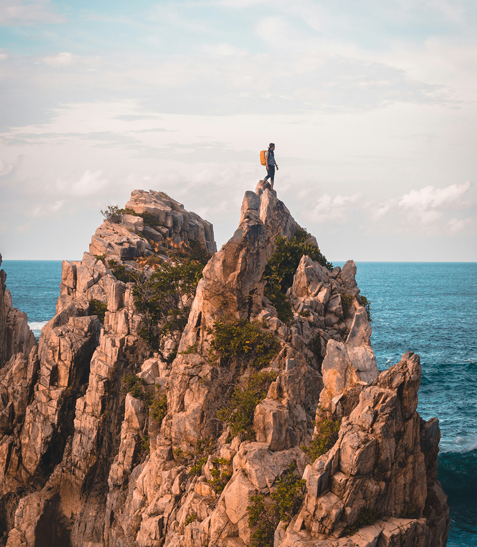 Move portrait - 960x1100px.png