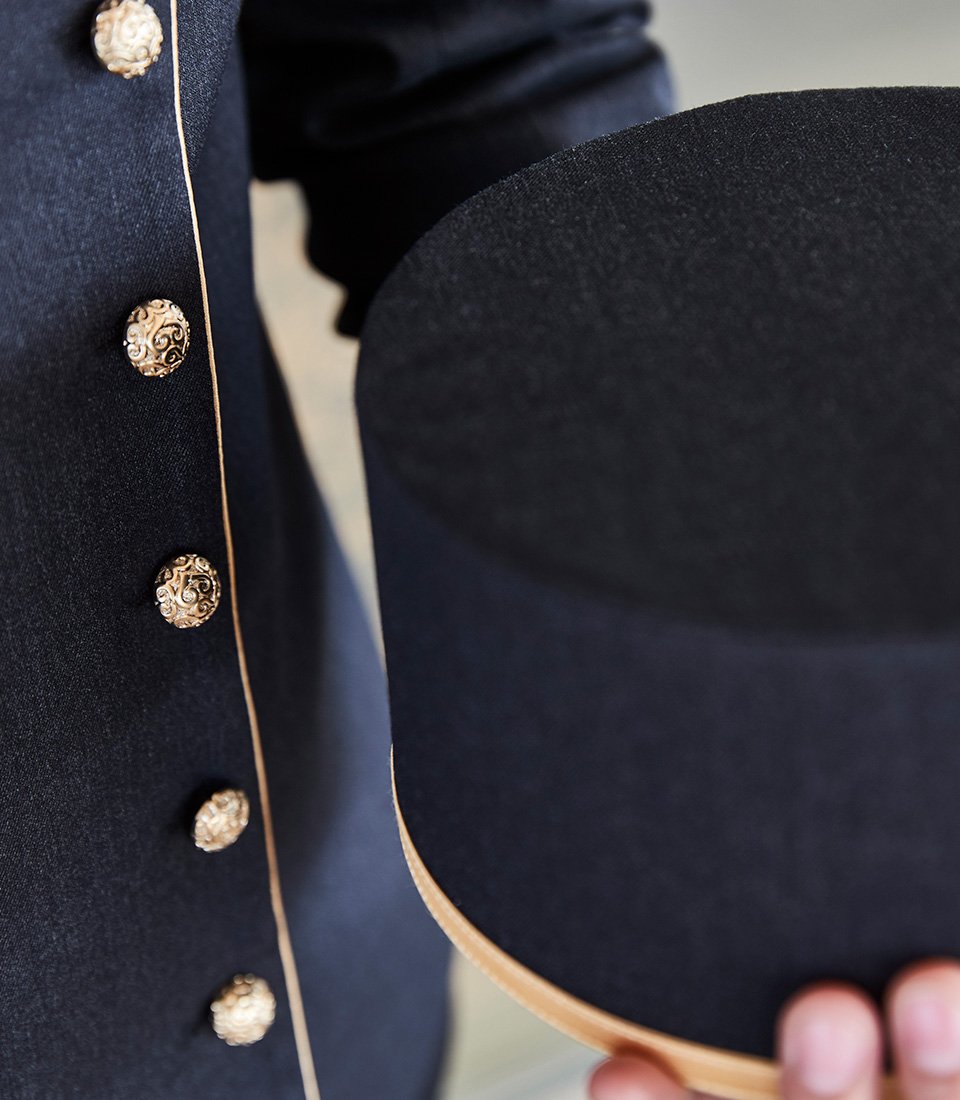 Bellboy_Detail_01_960x1100px.jpg