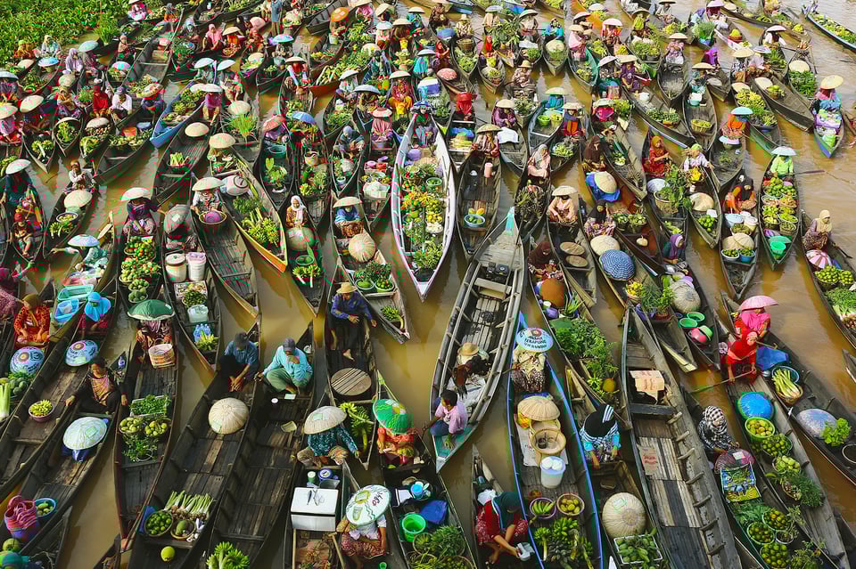 Unity in Diversity_Floating Market_Original_30774.jpg