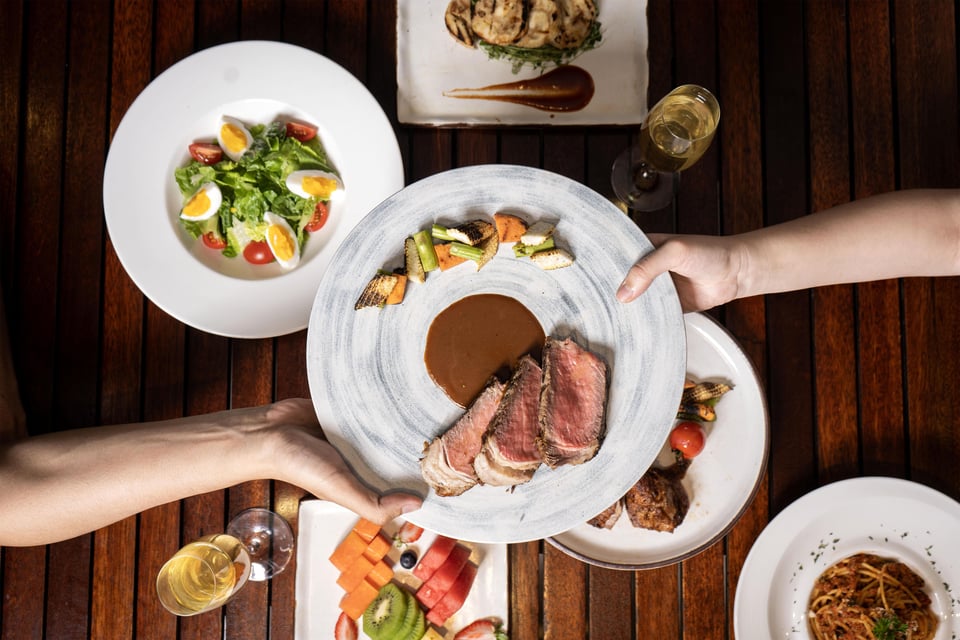 Christmas at Signatures Restaurant