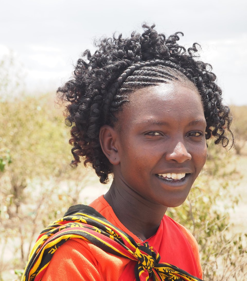 Masai girl.JPG