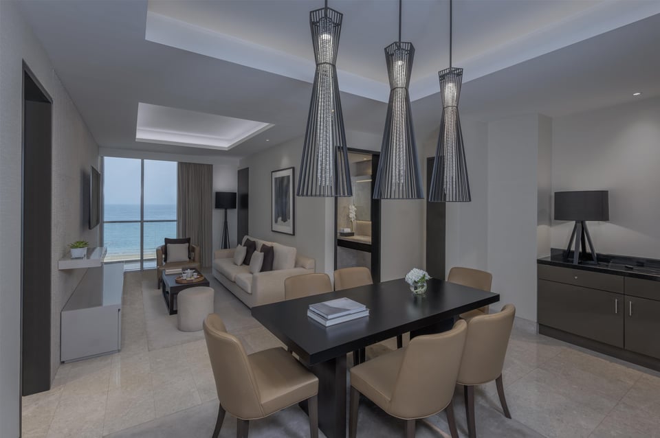 KIMCT1_Deluxe Sea View Suite_Dining Area