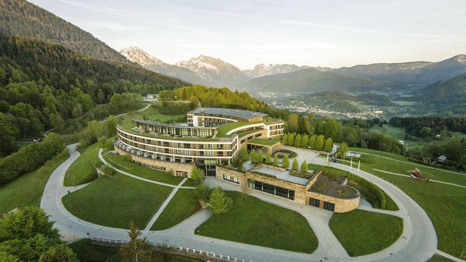KISZG1_Hotel-Outdoor8_High-Res_24563.jpg