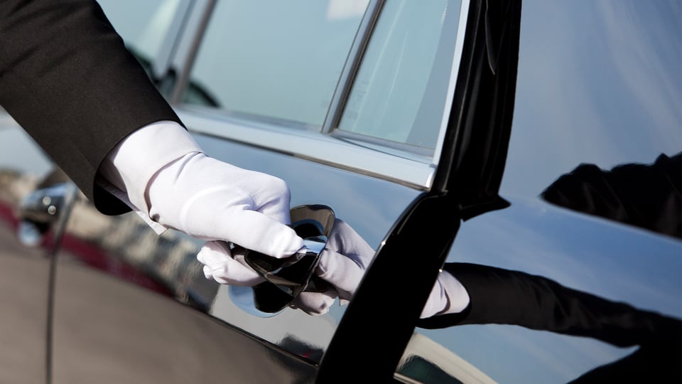 LimousineTransfer_1920x1080px.jpg