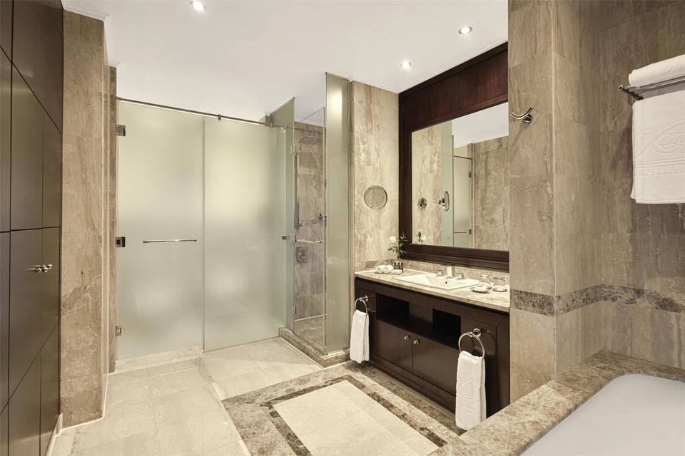 Royal Maxim Palace Kempinski - Deluxe Room