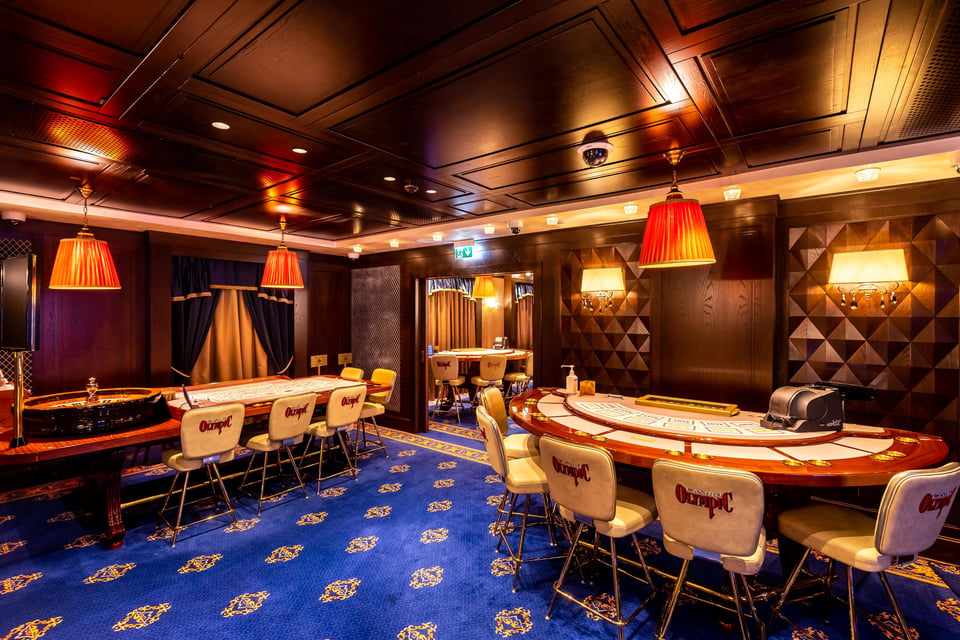 casino-tables