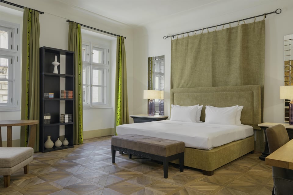 The Augustine Hotel Prague - Deluxe King Room
