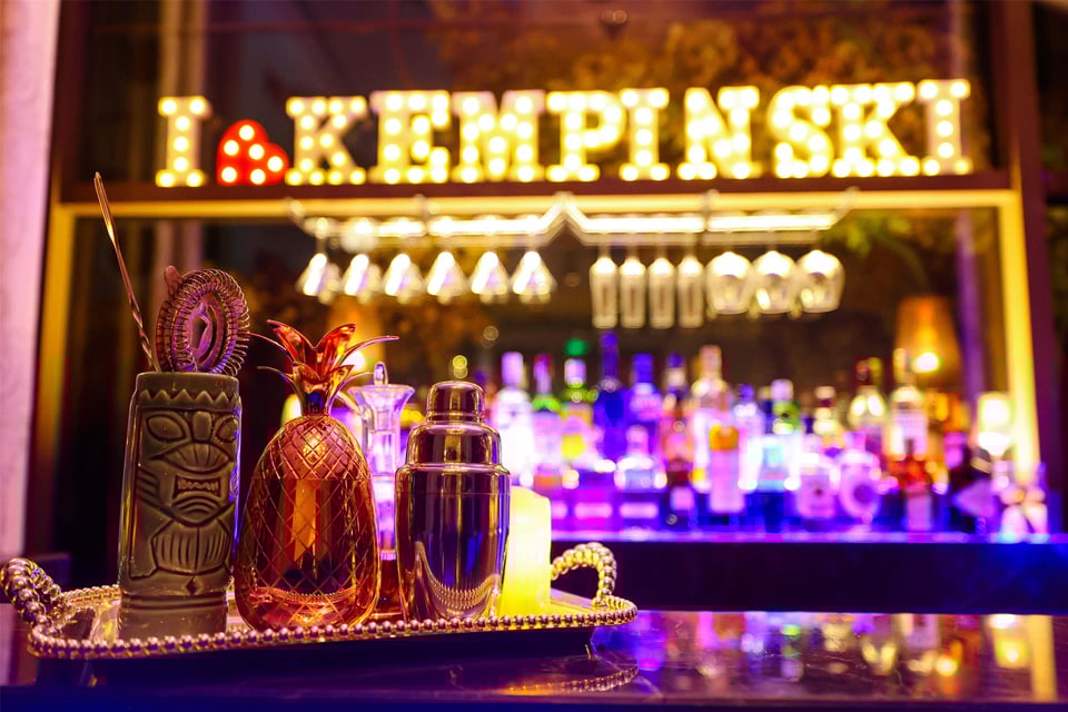 The One Executive Suites managed by Kempinski - Shanghai - BarLounge