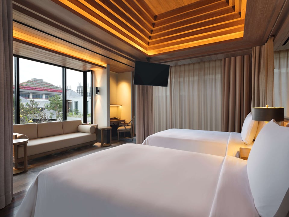 Sriwijaya Two-Bedroom Villa, kamar di The Apurva Kempinski, Bali.